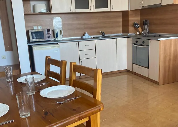 Appartement Sea Views, 1 Bedroom At Lazur 2